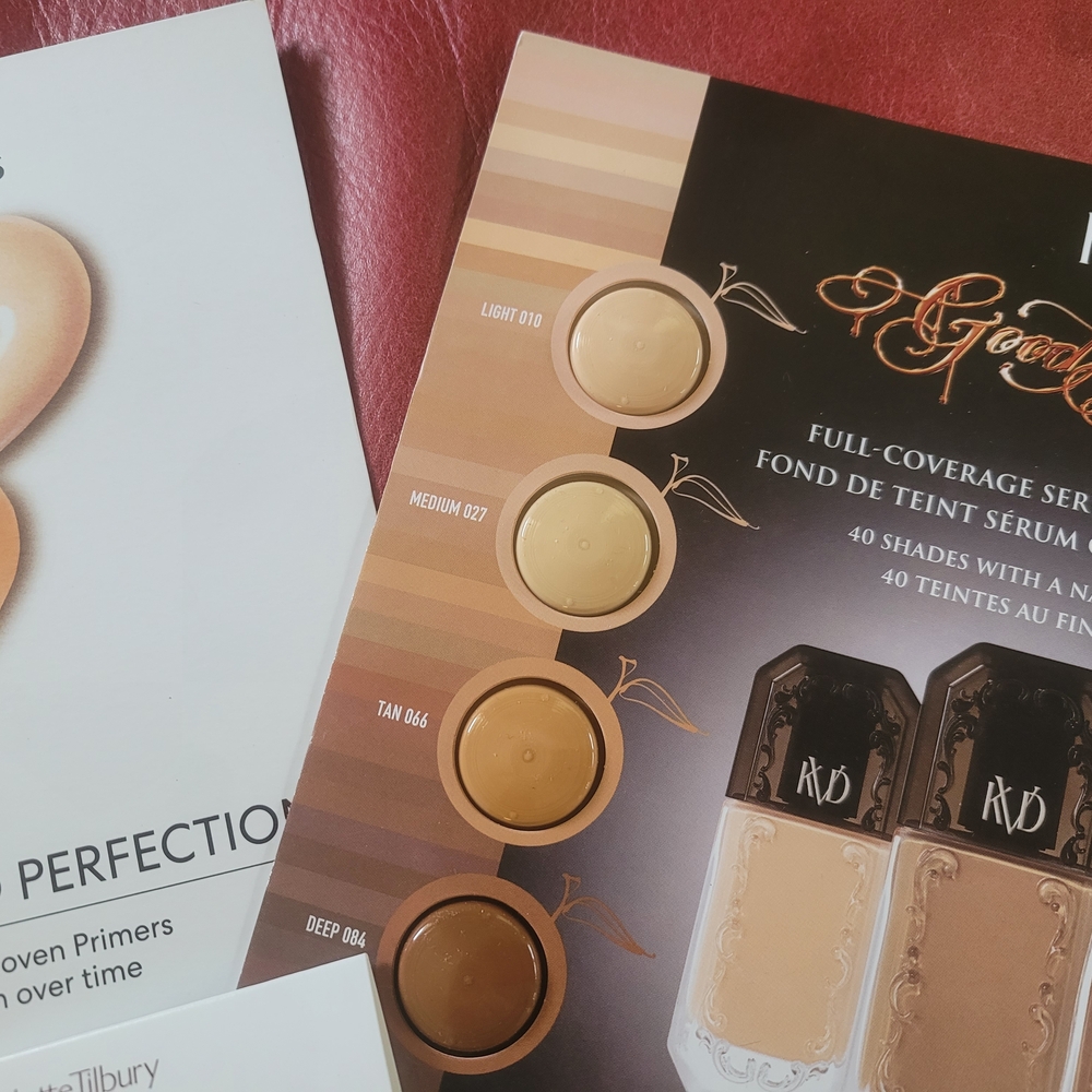 Makeup and Skincare Set with Primers and Hand Salve - Picture 3 of 4
